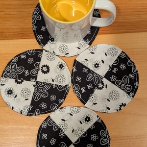 Black and White Floral Coasters Set